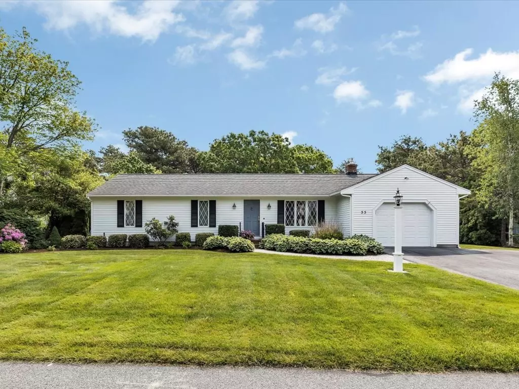 Mashpee, MA 02649,55 Surf Dr