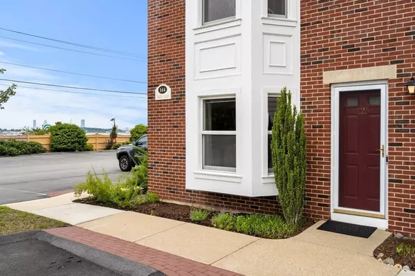 Quincy, MA 02171,144 Quincy Shore Dr #125