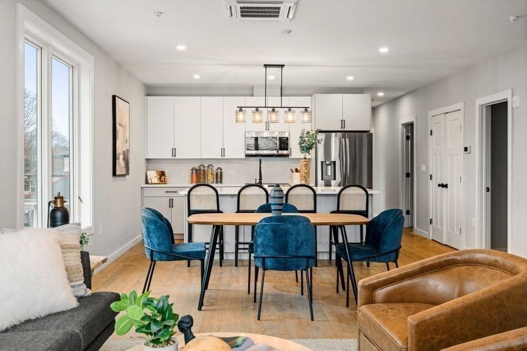 8 Ashton #4, Boston, MA 02124