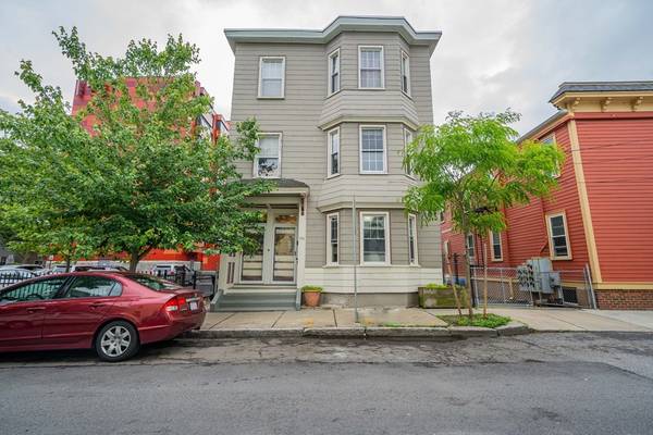 184-186 Otis St #1, Cambridge, MA 02141