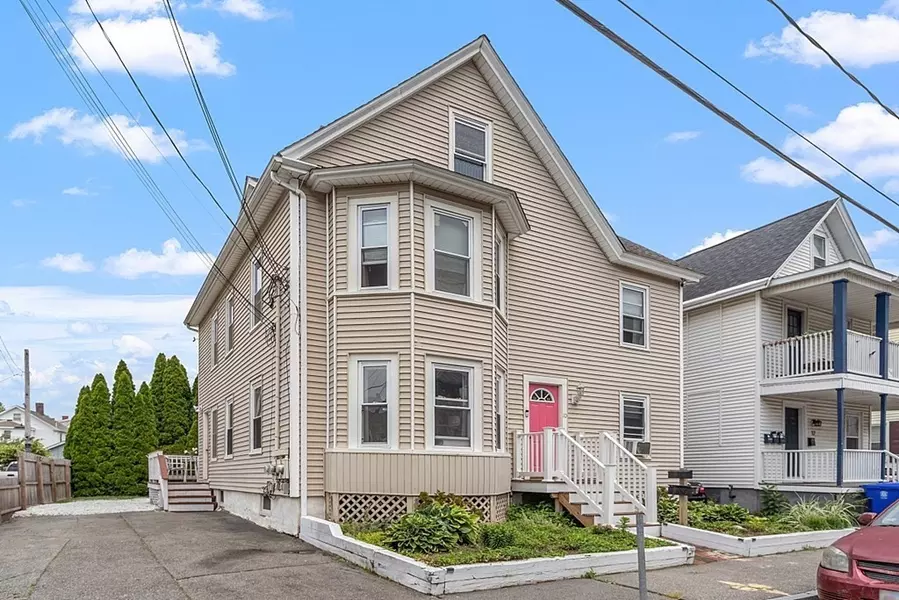 10 Dean Ave, Taunton, MA 02780