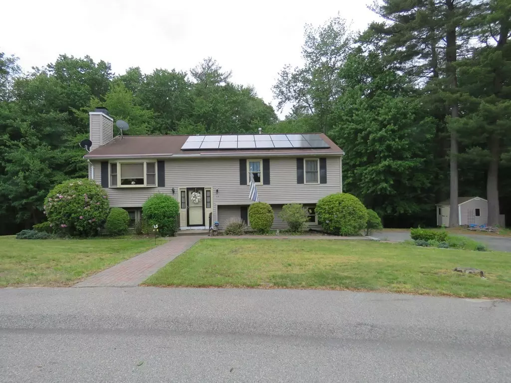 Holbrook, MA 02343,42 Upland St