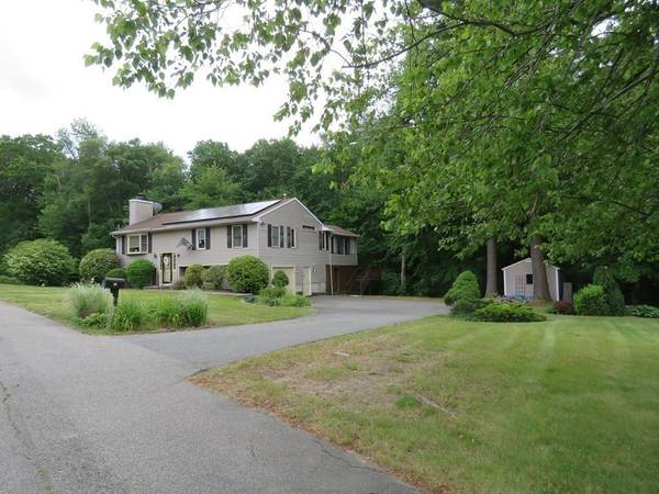 Holbrook, MA 02343,42 Upland St