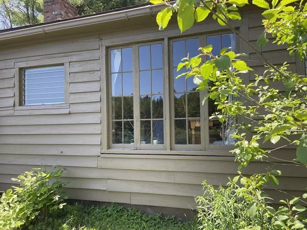 Shutesbury, MA 01072,244 Baker Rd