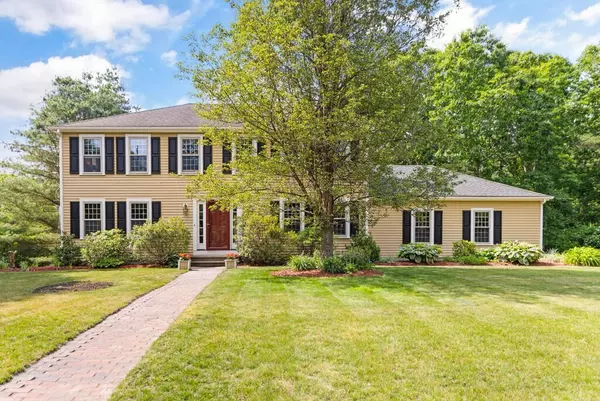 25 Beaverbrook Rd, Norfolk, MA 02056