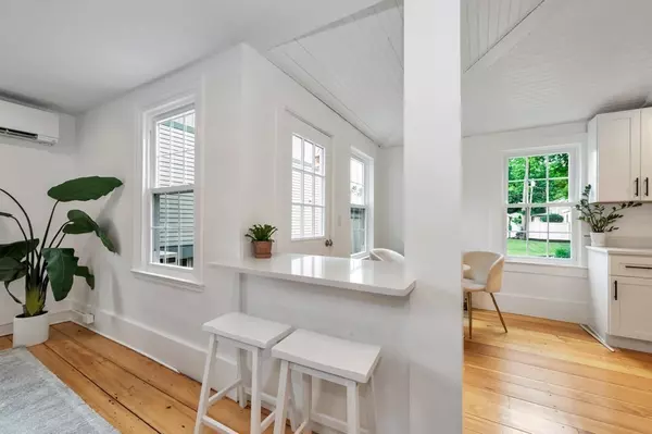 Newburyport, MA 01950,50 Bromfield St