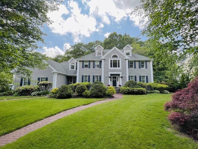 34 Old Planters Road, Beverly, MA 01915