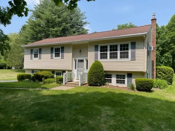 46 Huntington Road, Hadley, MA 01035