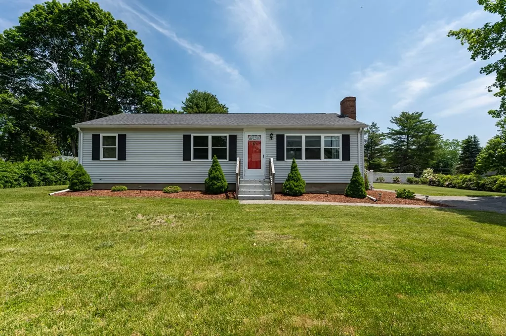 Newburyport, MA 01950,7 Hawthorne Rd