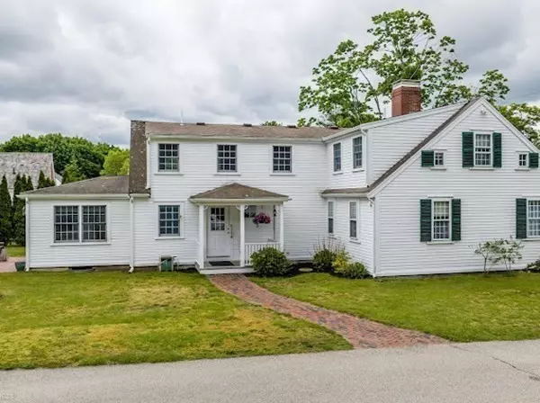 36 Spring Street, Hingham, MA 02043