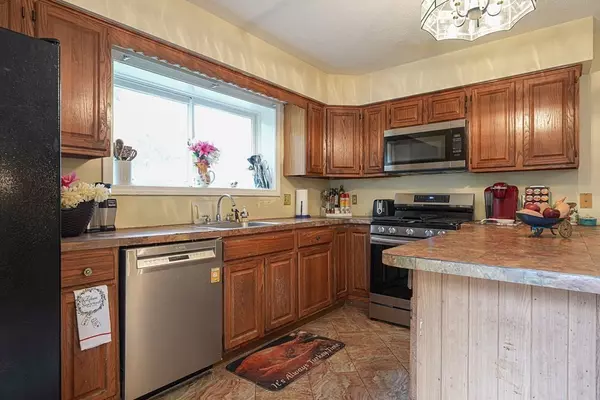 Uxbridge, MA 01569,3 Jesters Way #3