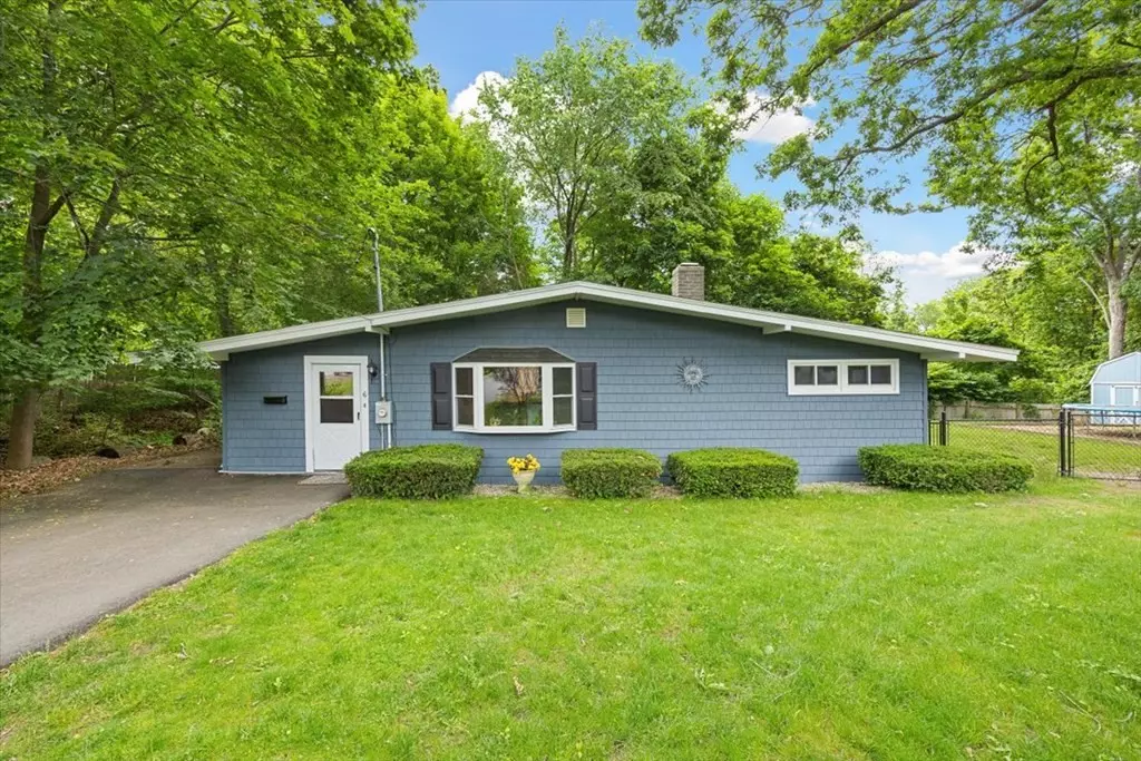 Avon, MA 02322,6 Ivy Rd