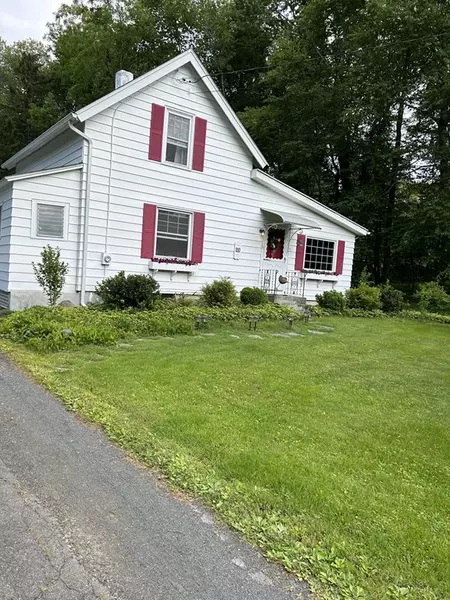 210 Hillside Rd, Southwick, MA 01077