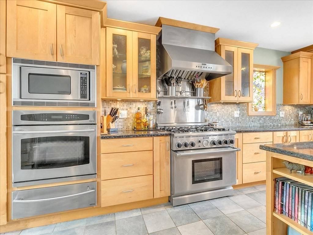Winthrop, MA 02152,106 Cottage Ave