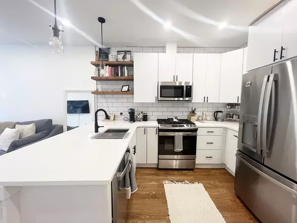 Boston, MA 02128,333 Maverick Street #2