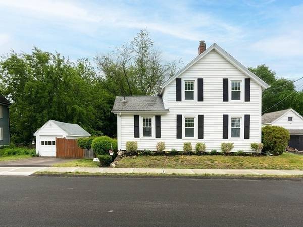 41 Monroe St, Norwood, MA 02062