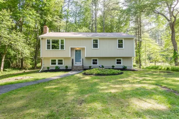 106 John Scott Blvd, Norton, MA 02766