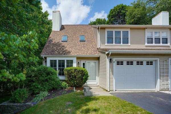 25 Greenland Cir #25, Northborough, MA 01532