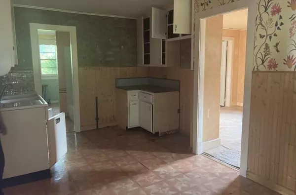 Agawam, MA 01001,123 South St