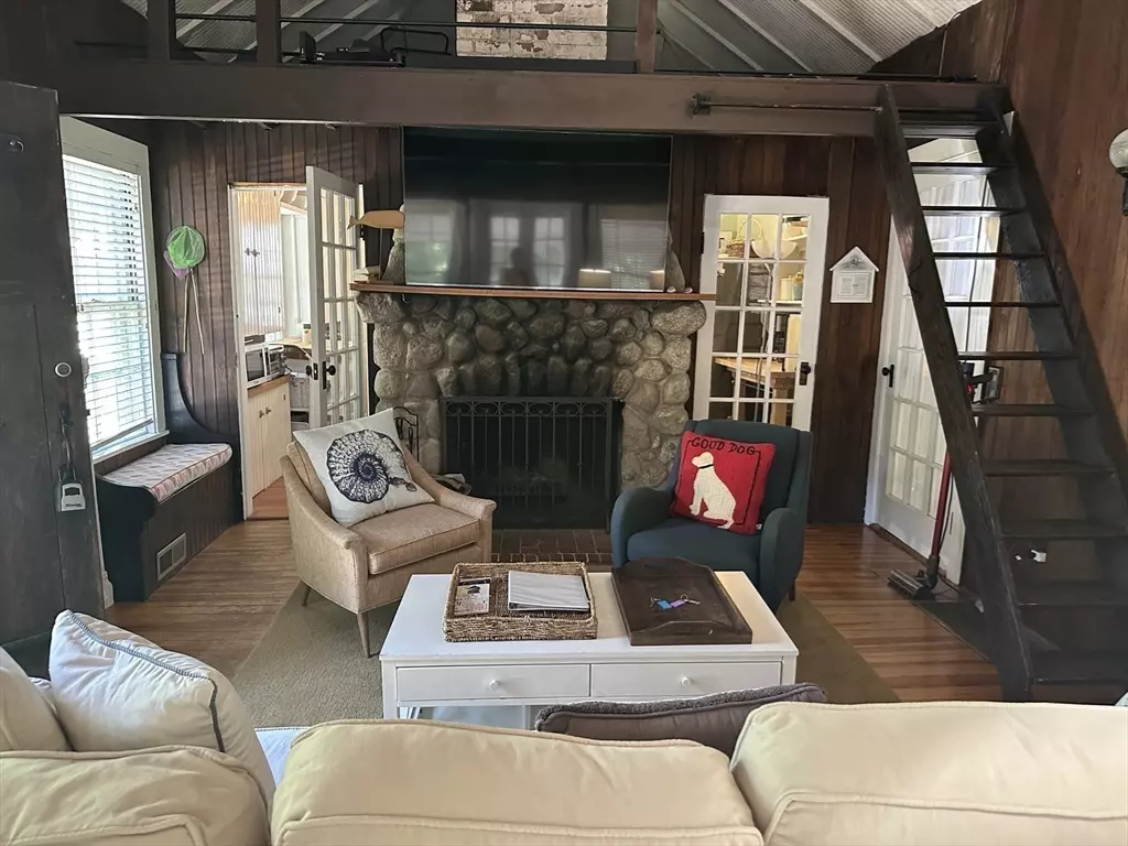 Plymouth, MA 02360,3 Foxglove Drive