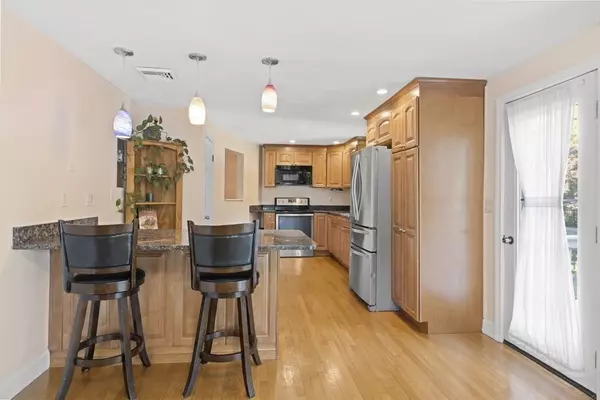 Grafton, MA 01536,4 Institute Rd