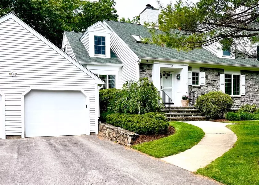 37 Bartletts Reach #37, Amesbury, MA 01913