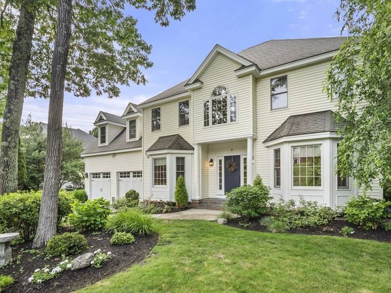 3 Tea Party Ln, Holliston, MA 01746