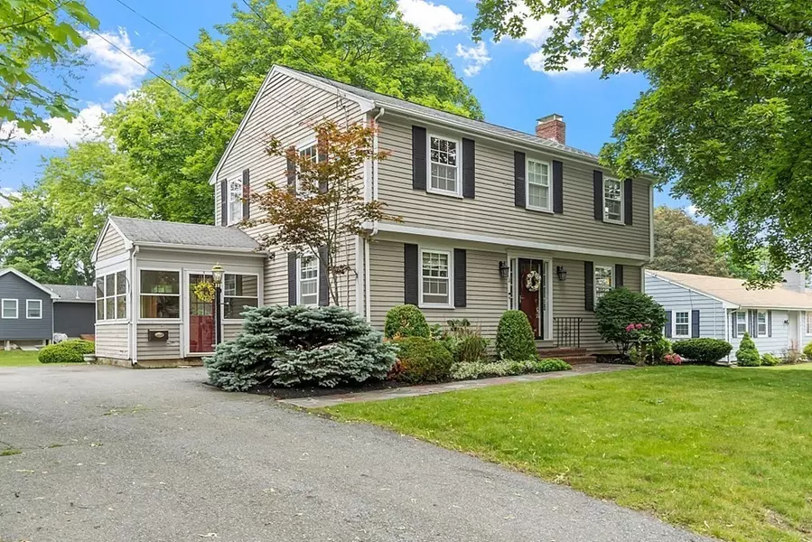 64 Trull Lane, Lowell, MA 01852