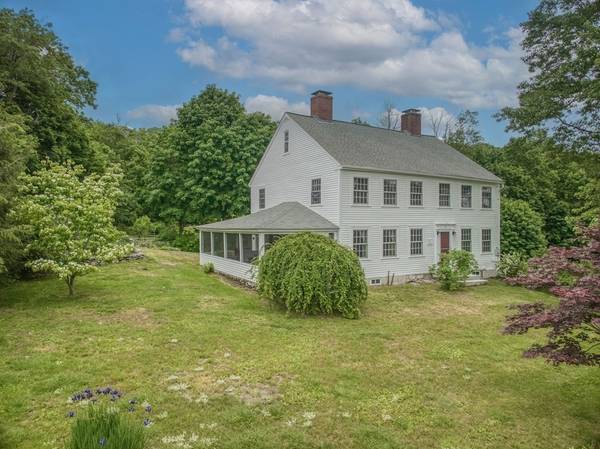 44 Hubbardston Rd, Princeton, MA 01541