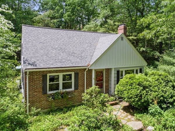 56 River Rd, Weston, MA 02493