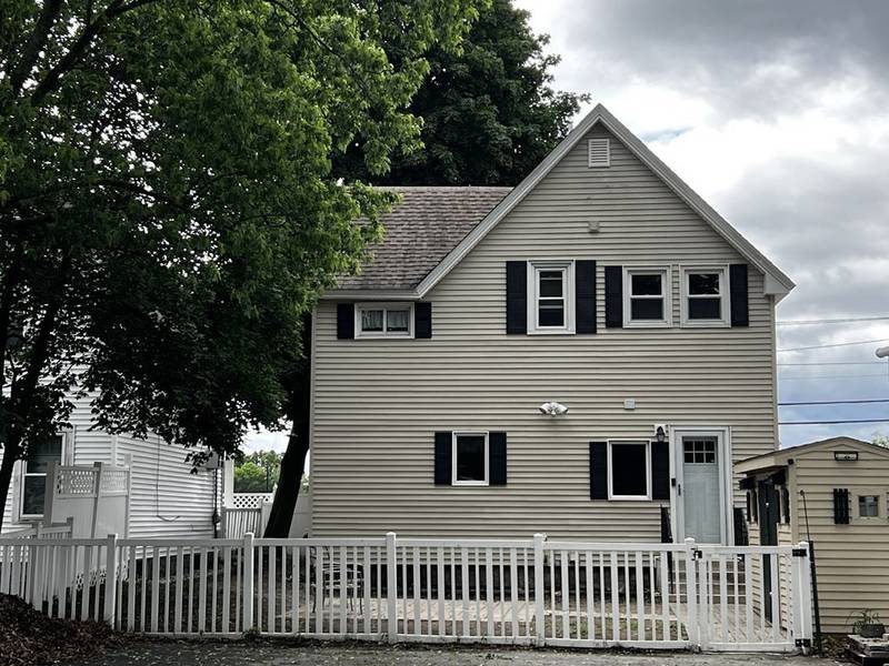 256 Chelmsford St, Chelmsford, MA 01824