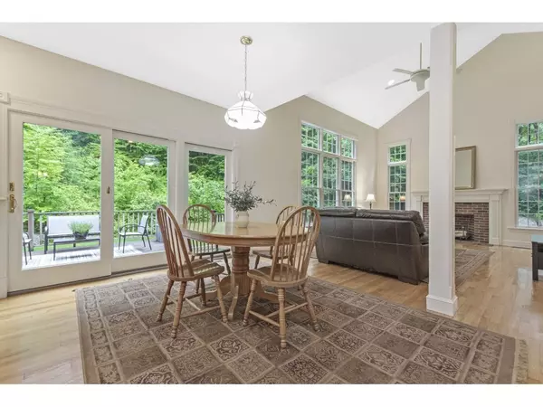 Harvard, MA 01451,33 Shaker Rd