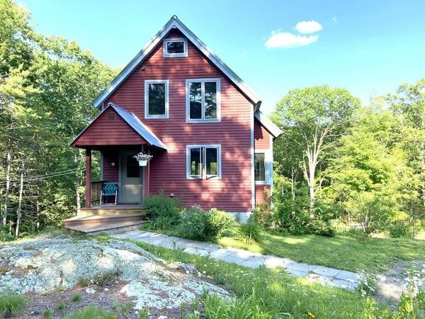 57 Amherst Rd, Leverett, MA 01054