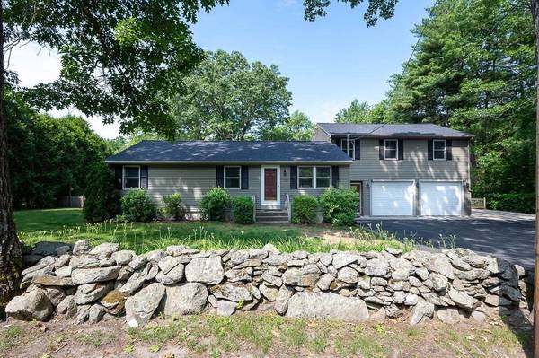 129 Corbin Rd, Dudley, MA 01571