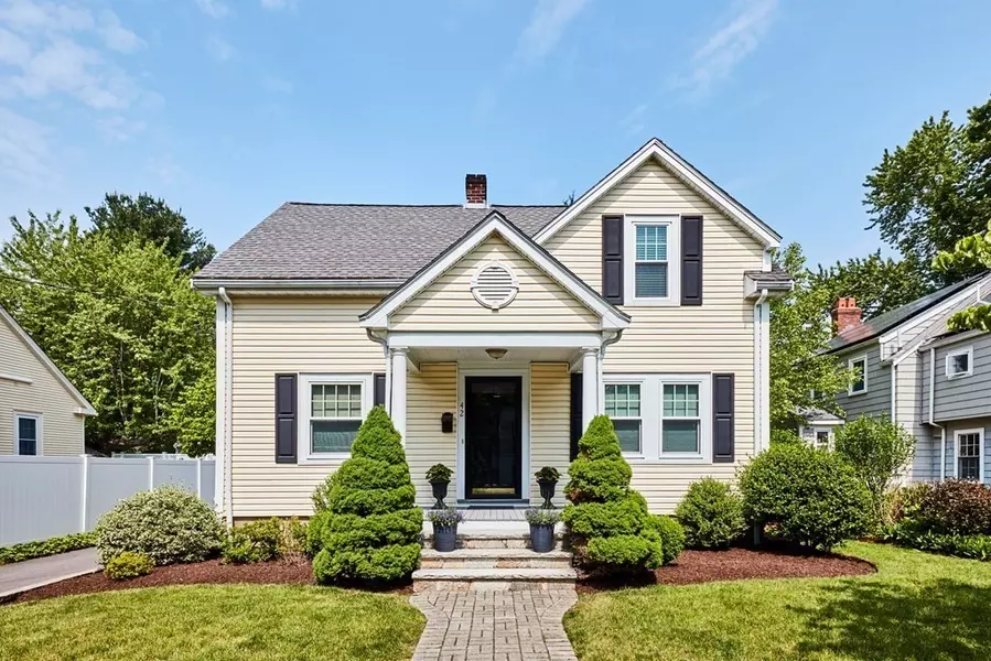 42 Buckmaster Rd, Westwood, MA 02090