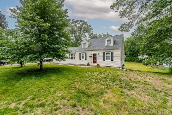 856 East Mountain Rd, Westfield, MA 01085