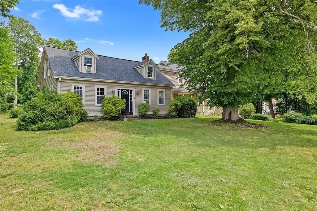 Taunton, MA 02780,581 Cohannet St