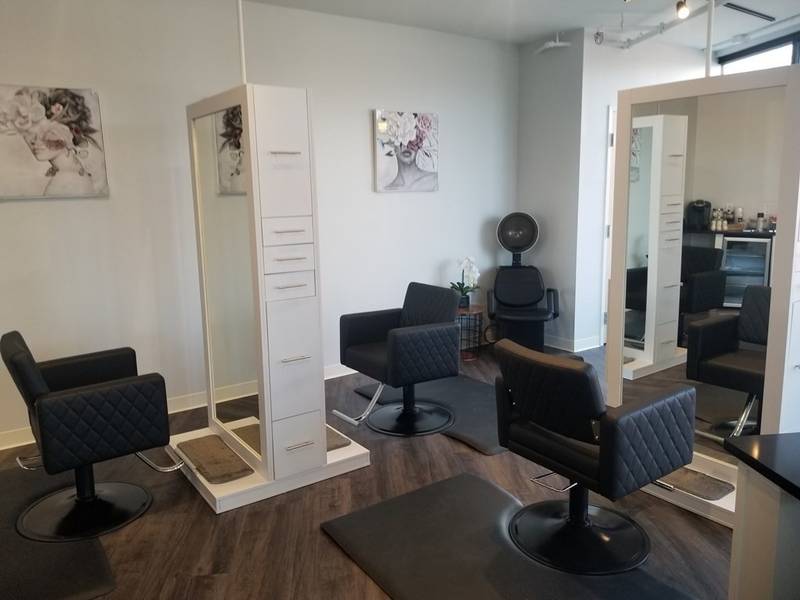 168 Washington St #Salon, Peabody, MA 01960