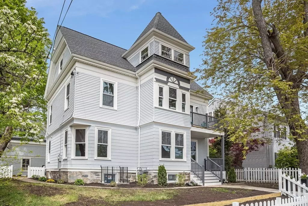 Medford, MA 02155,202 Middlesex Avenue #2