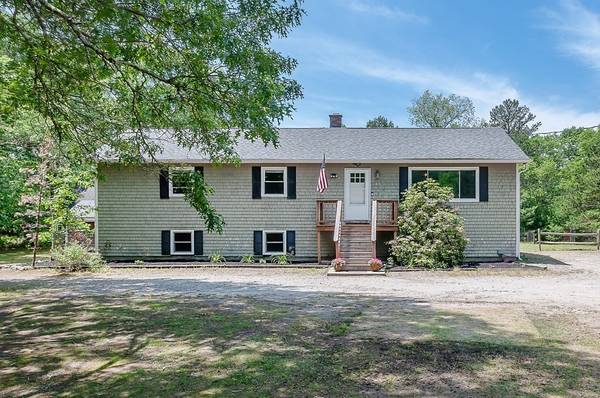 68 Bullock Rd, Freetown, MA 02717