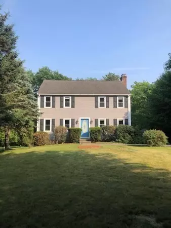 5 Plain St, Middleboro, MA 02346