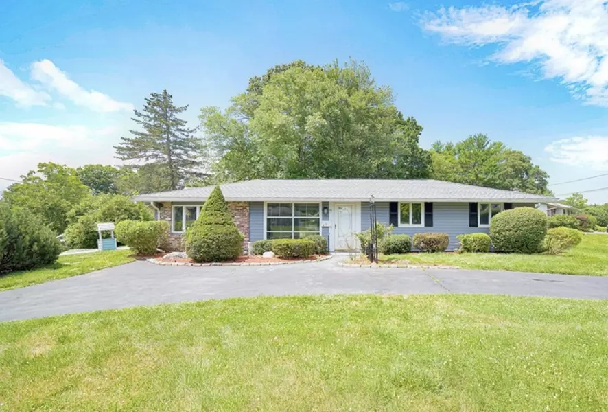 63 Marion Street, Holbrook, MA 02343