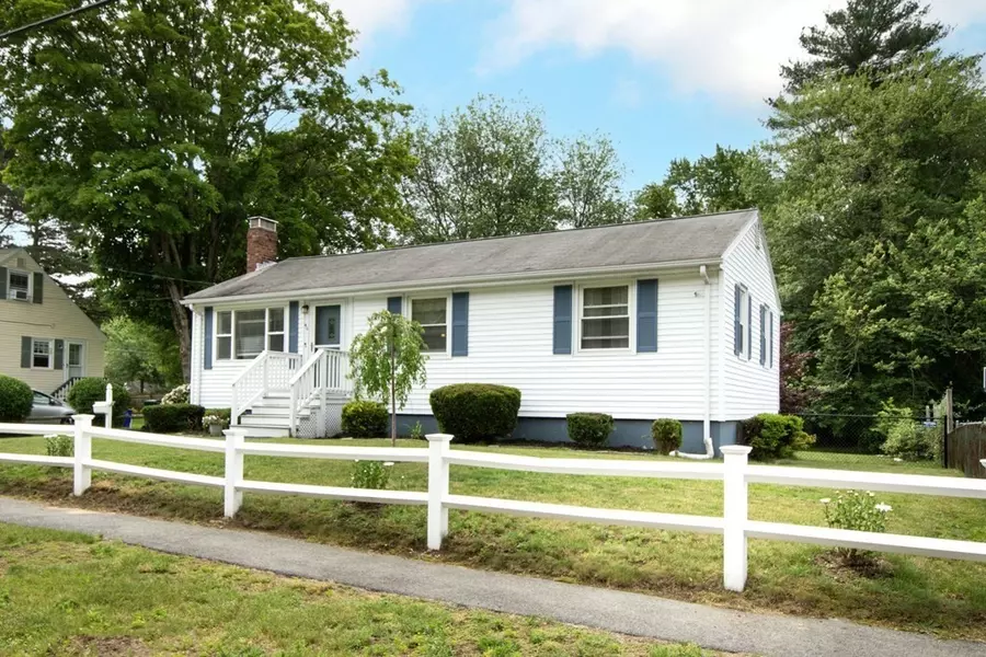 40 Hillsdale Road, Holbrook, MA 02343