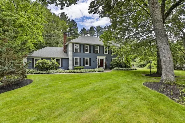 47 Willow Ridge Rd, North Andover, MA 01845