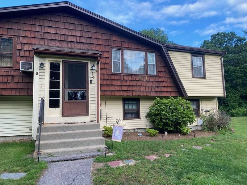 152 Acorn St #152, Millis, MA 02054