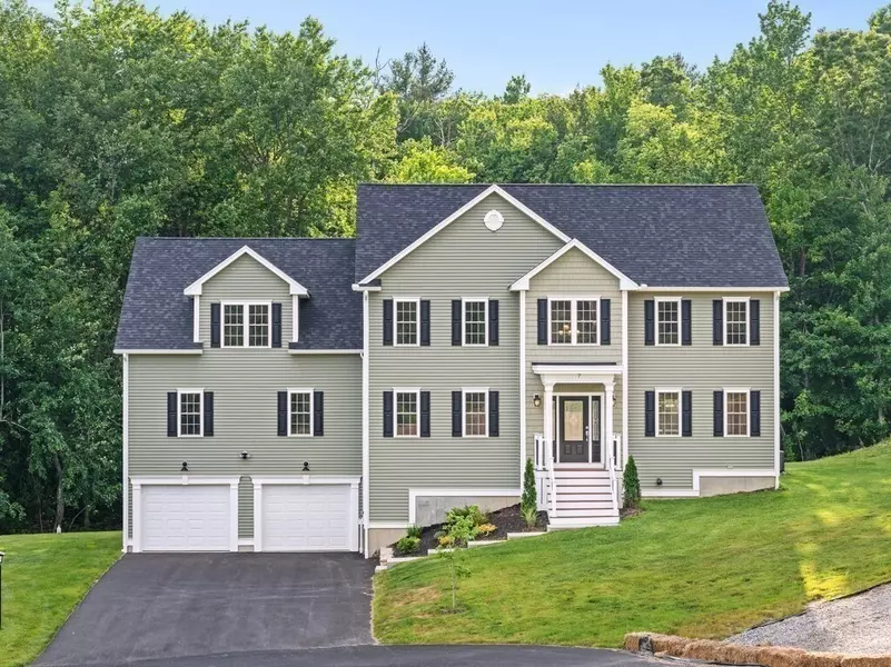 7 Stockwell Farm Way, Sutton, MA 01590