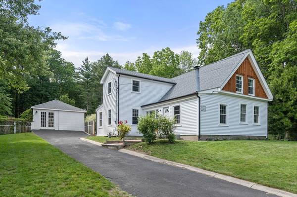 755 Center St, Hanover, MA 02339