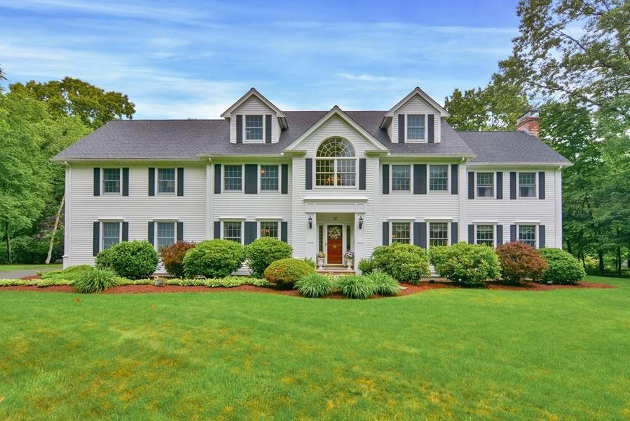 10 Stone Row Ln, Georgetown, MA 01833