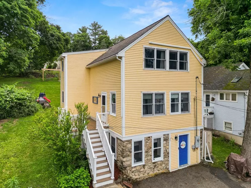 7 Beech Ln, Amesbury, MA 01913