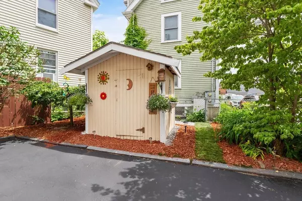 Woburn, MA 01801,27 Park St